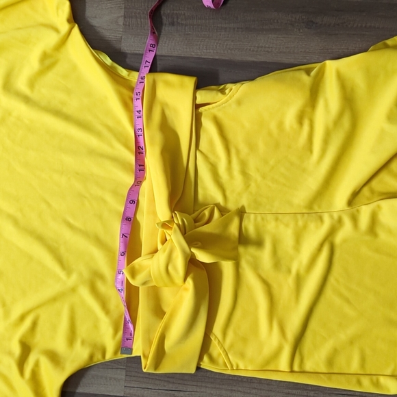 Yellow Drop Shoulder Romper with Belt Size M/L #W-30 - Picture 5 of 12